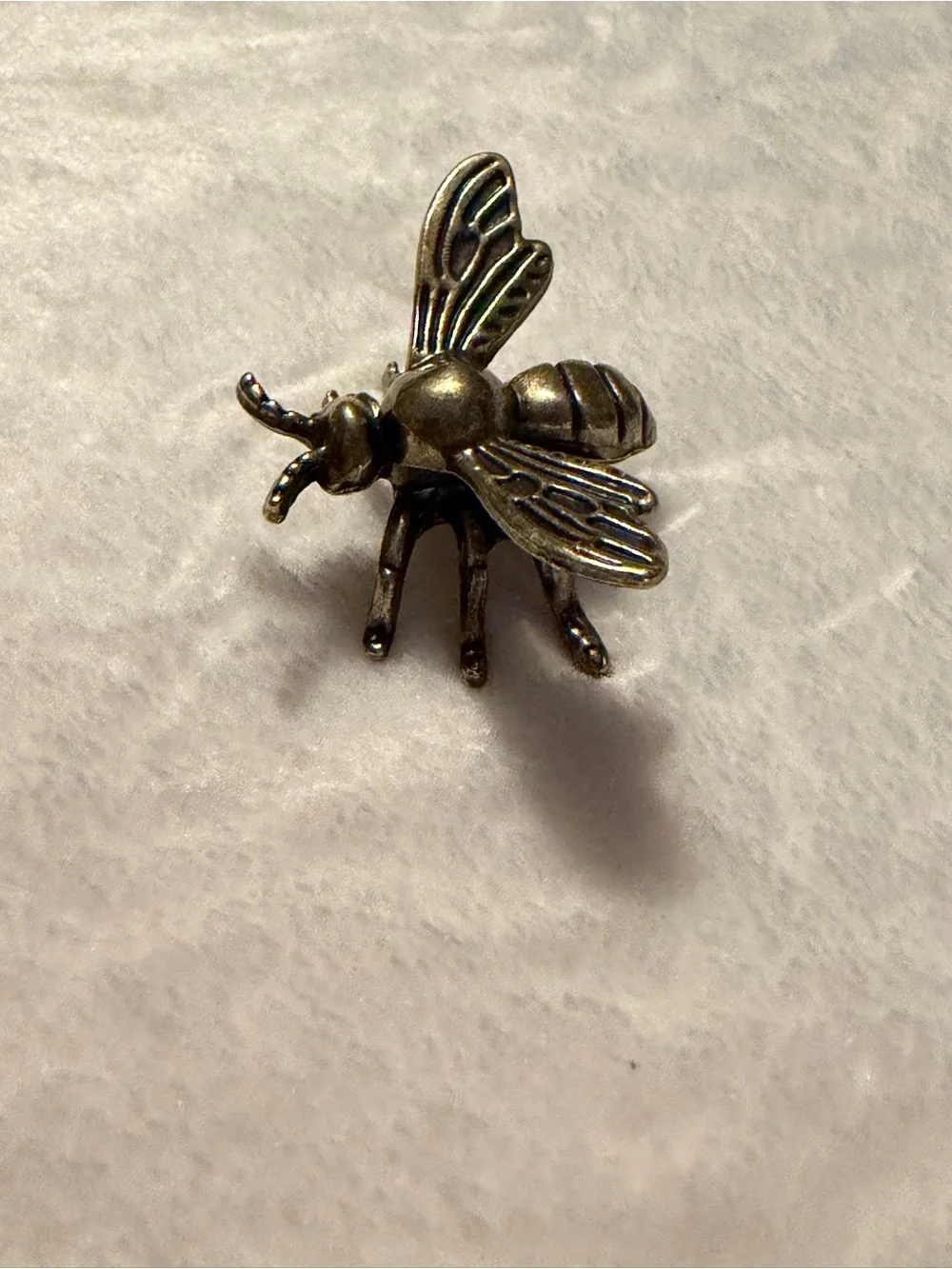 ElevateTech Bee Decor Figurine Gold Bee Figurine Brass Animal Insect